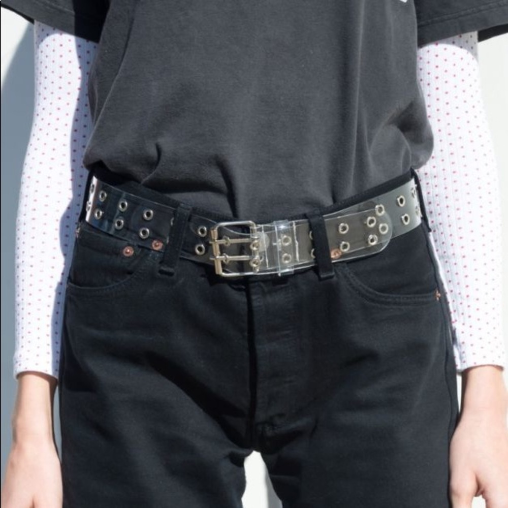 Brandy Melville - Clear And Sliver Grommet Belt